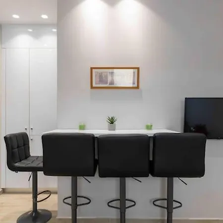 Luxury Cozy In The Center דירה Rhodes City